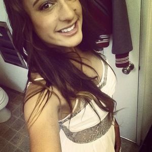 Meet your Posher, Hope